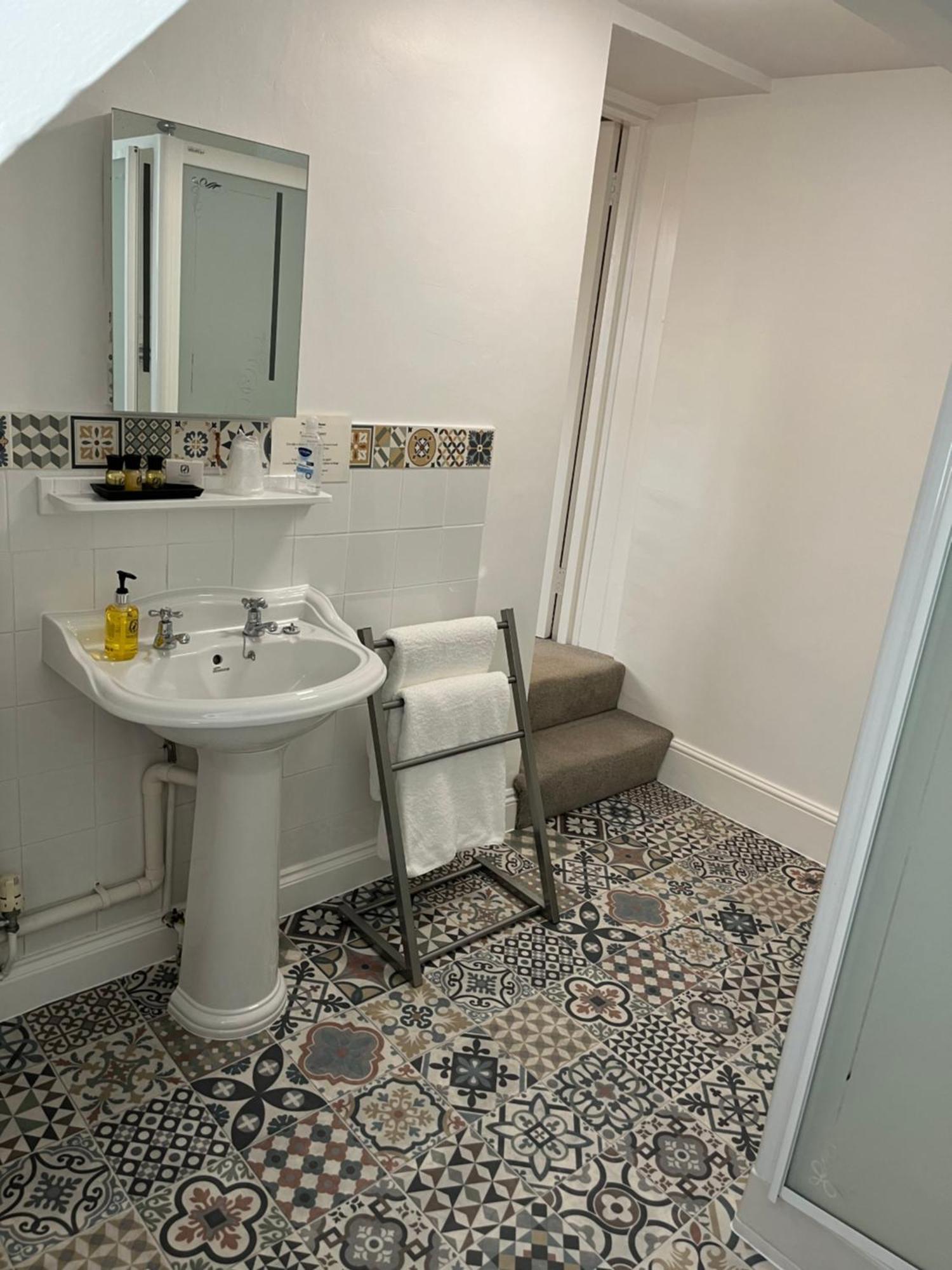 The Palmerston Rooms Romsey Bagian luar foto