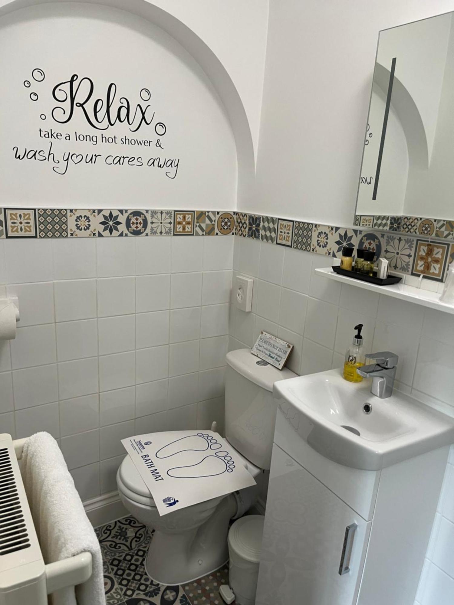 The Palmerston Rooms Romsey Bagian luar foto