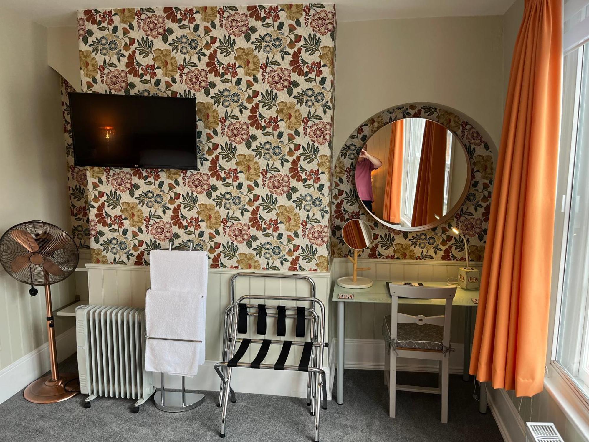 The Palmerston Rooms Romsey Bagian luar foto