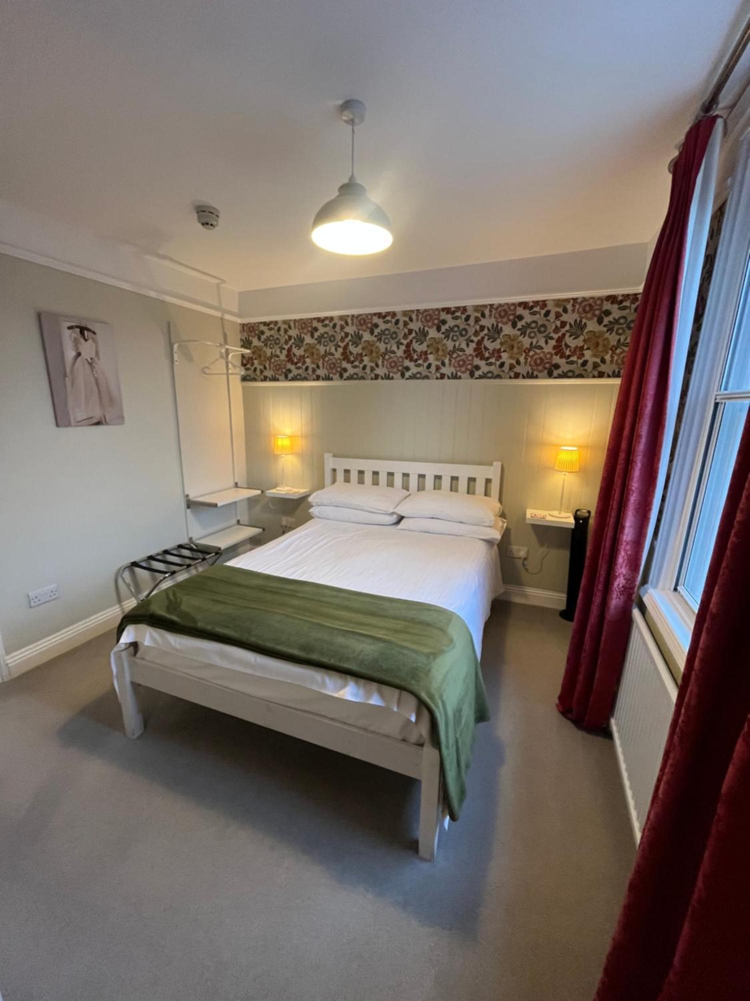 The Palmerston Rooms Romsey Bagian luar foto