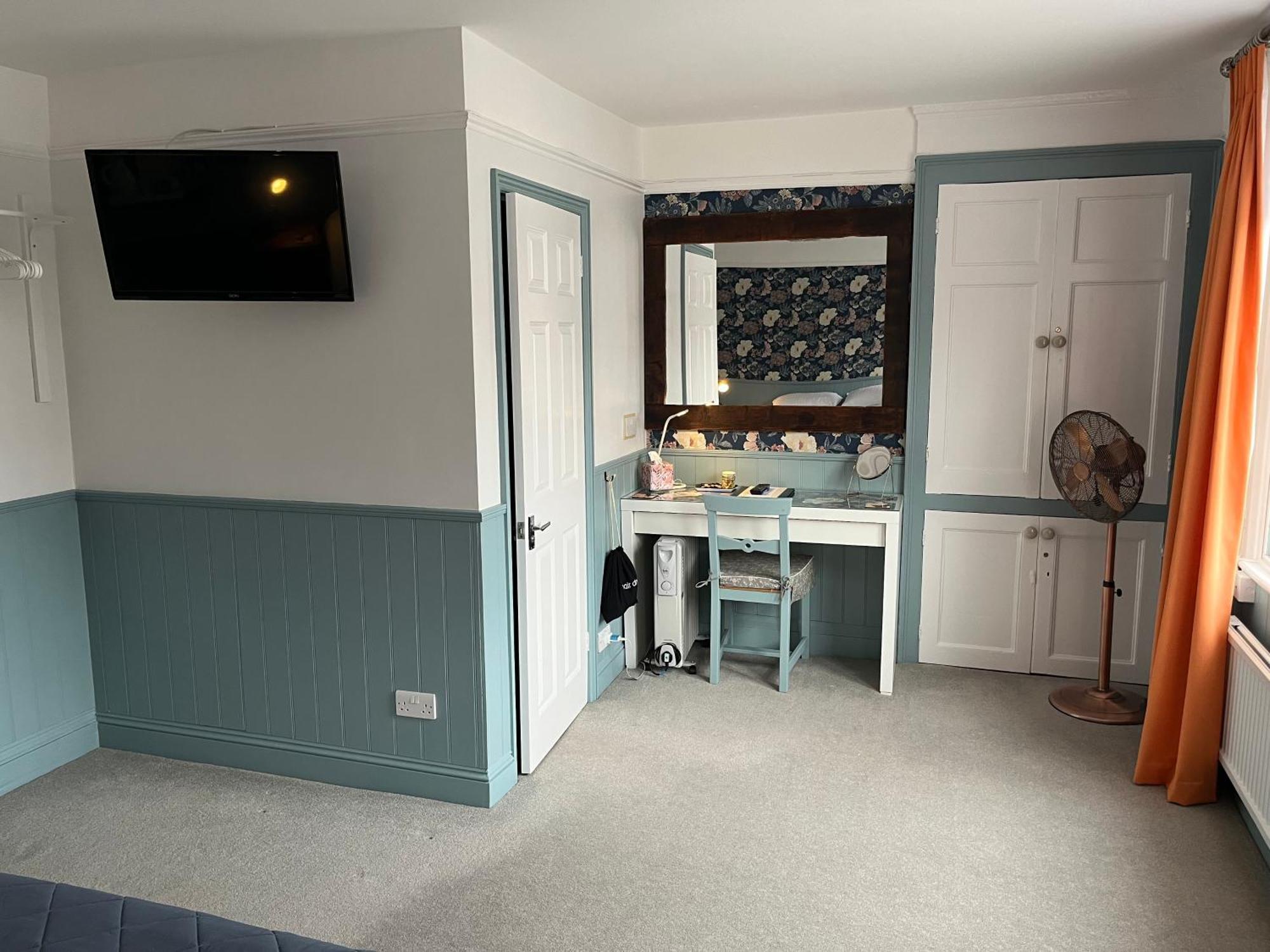 The Palmerston Rooms Romsey Bagian luar foto